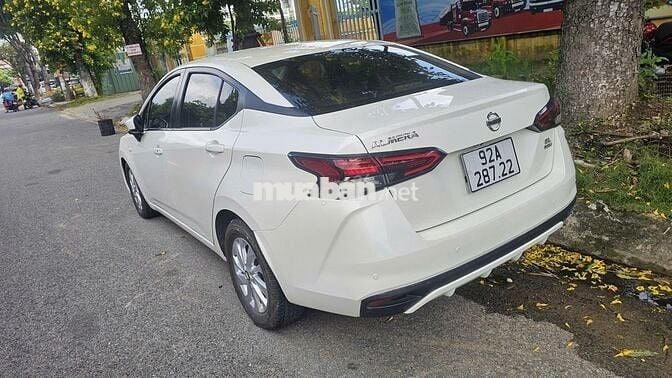 Ô tô Nissan Almera EL 2021 màu trắng