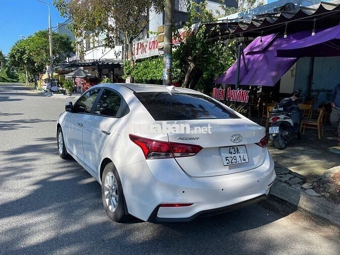 Hyundai Accent AT 2019 màu trắng, 82.000km