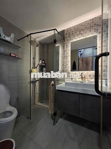 BÁN GẤP CĂN HỘ 3PN 2WC GẦN SÂN BAY NHÀ THOÁNG MÁT ĐẦY ĐỦ NỘI THẤT