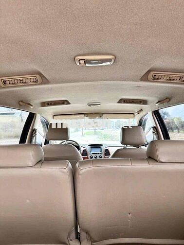Toyota Innova 2007 G - 18000 km