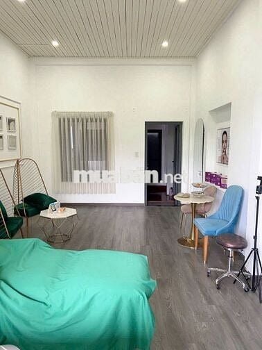 NHÀ 2 TẦNG CỰC ĐẸP HOÀNG DIỆU 100M2 K 4M GẦN ĐƯỜNG CHÍNH