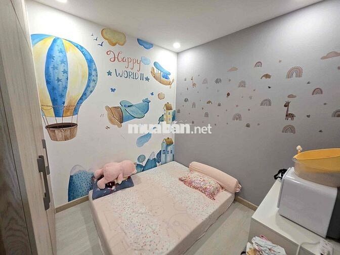 BÁN GẤP CĂN HỘ 3PN 2WC GẦN SÂN BAY NHÀ THOÁNG MÁT ĐẦY ĐỦ NỘI THẤT
