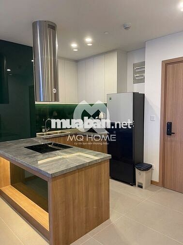Bán căn hộ SAM Towers, 5,3 tỷ, 68m2, 2PN, 2WC, pháp lý đầy đủ