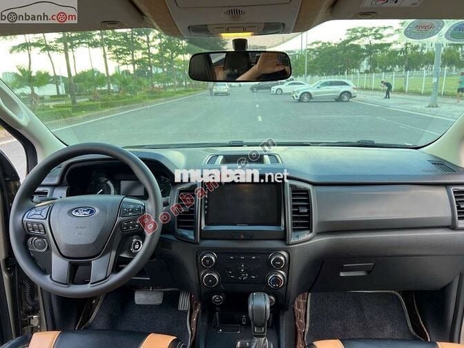 Ford Ranger XLS 2.2L 4x2 AT 2020 - 535 Triệu