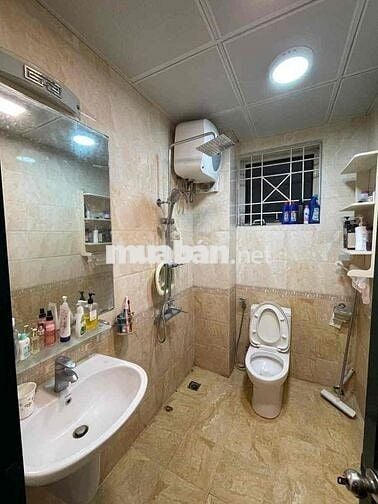 Giá Rẻ Như Tập Thể. Chung Cư Giải Phóng 65m 2PN giá nhỉnh 4 tỷ Có TL