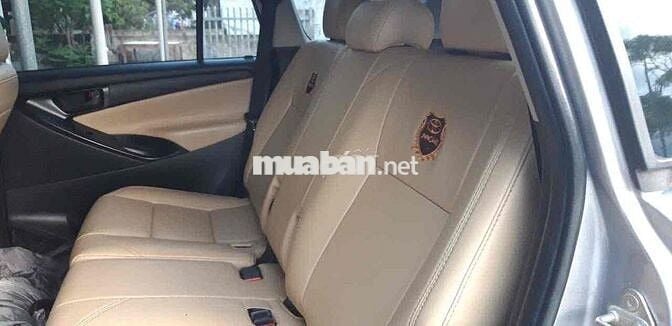 Toyota Innova 2019 2.0E - 72300 km