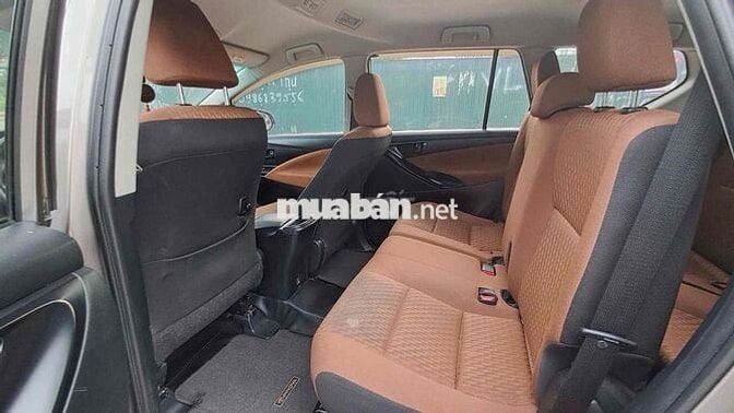 Toyota Innova 2018 2.0E