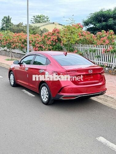 Bán xe Accent 2021 MT cực đẹp