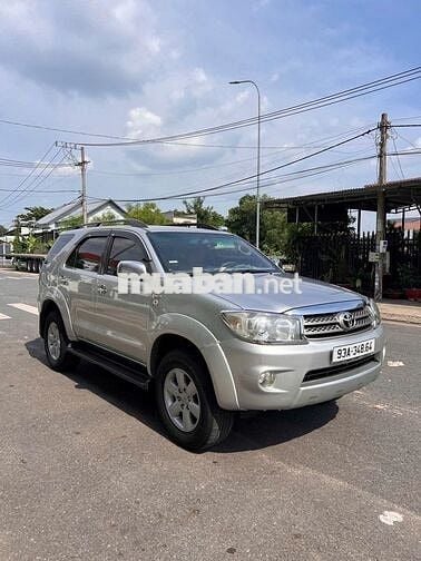 Toyota Fortuner 2010