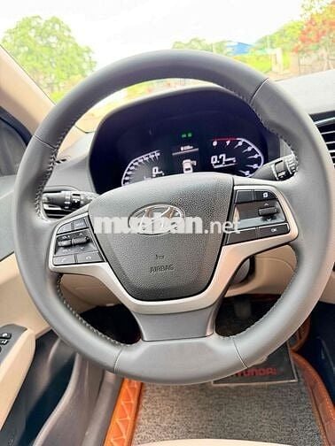 Bán xe Accent 2021 MT cực đẹp