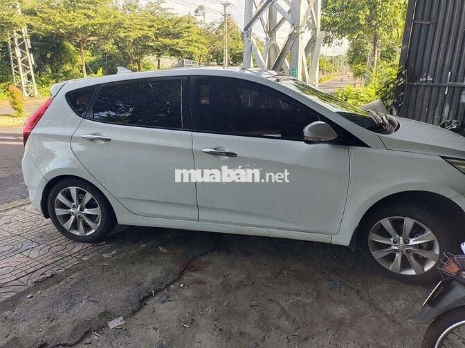 187 2015 1.4 AT Hatchback - 84000 km
