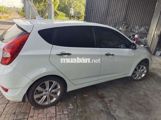 187 2015 1.4 AT Hatchback - 84000 km