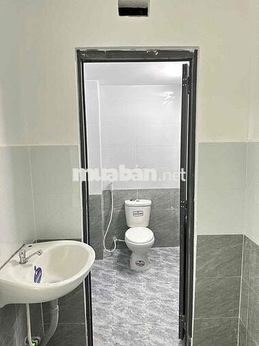 Bán nhà Cây Cám - 4x15m, gác lừng - số nhà huyện