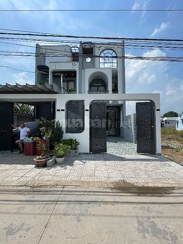 Nhà phố Cần Giuộc | cách Quận 8 chỉ 9km | giỏ hàng hơn 100 căn 
