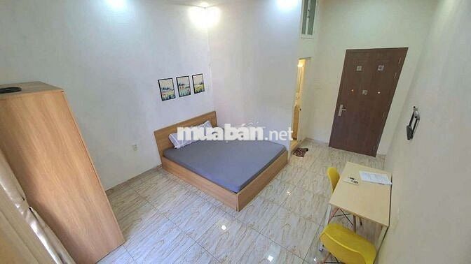 Phòng Full nội thất Cô Giang gần cầu Ông Lãnh, Phố Bùi Viện Quận 1