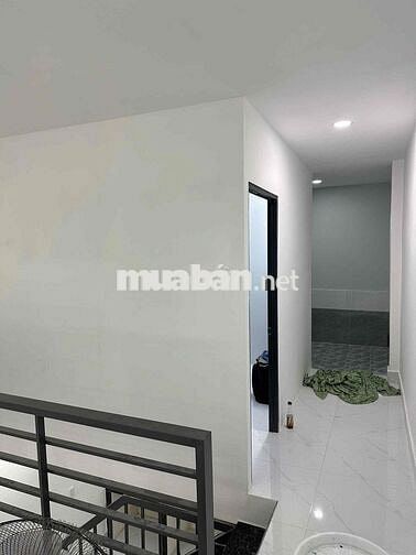 Bán nhà Cây Cám - 4x15m, gác lừng - số nhà huyện