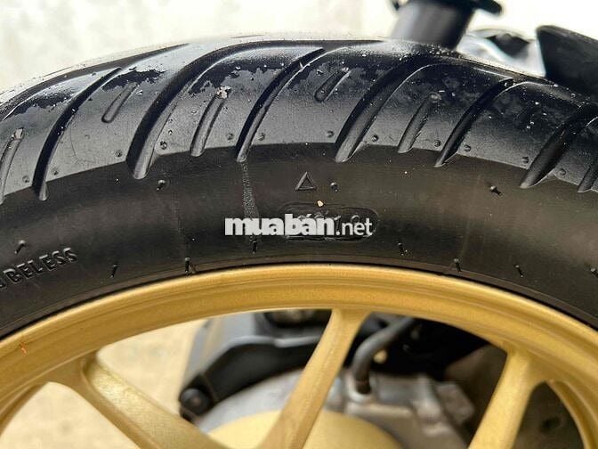 Vario 150 2018 bản đặc biệt mâm đồng như mới.