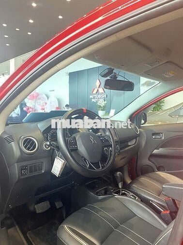 Mitsubishi Attrage 2023 1.2 CVT - 33000 km