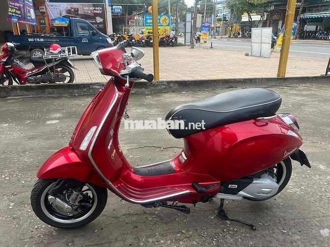 Vesspa sprint 2020 đỏ chery.