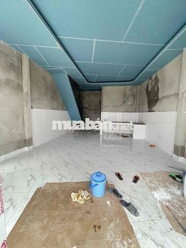 Nhà lầu mới 100% mặt tiền Hồ Búng Xáng