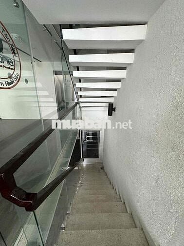 CHO THUÊ NHÀ 119 NGUYỄN ĐÌNH CHÍNH PHƯỜNG 11 QUẬN PHÚ NHUẬN