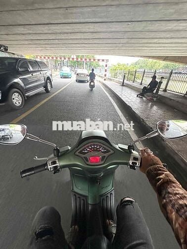 Vespa ABS Động Cơ iget Êm Ái Tiết Kiệm Xăng