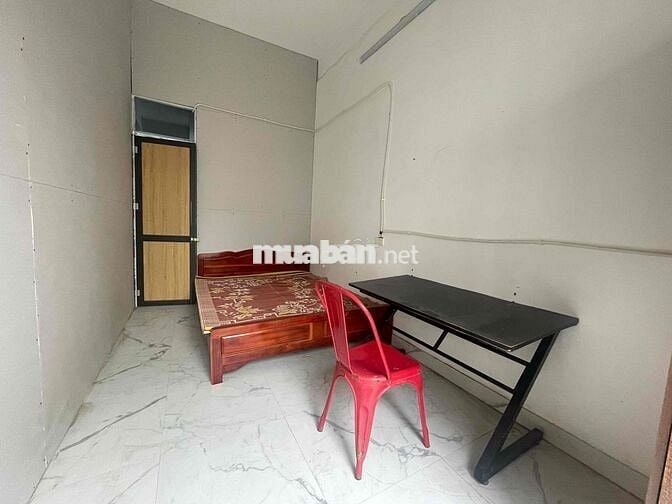 phòng trọ 18m2 đường Lê trọng Tấn giá 2,2 triệu