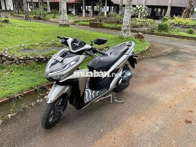 bán Vario 150cc. so vip. gop