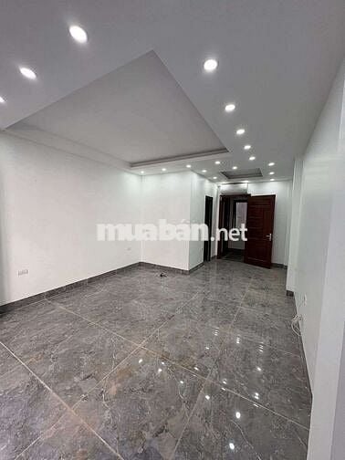 BÁN NHÀ NGÕ 389 HOÀNG QUỐC VIỆT- PHÂN LÔ- Ô TÔ - 7 TẦNG - THANG MÁY