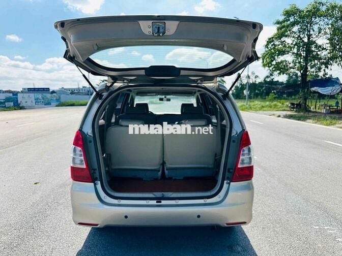 Toyota Innova 2014 2.0E MT