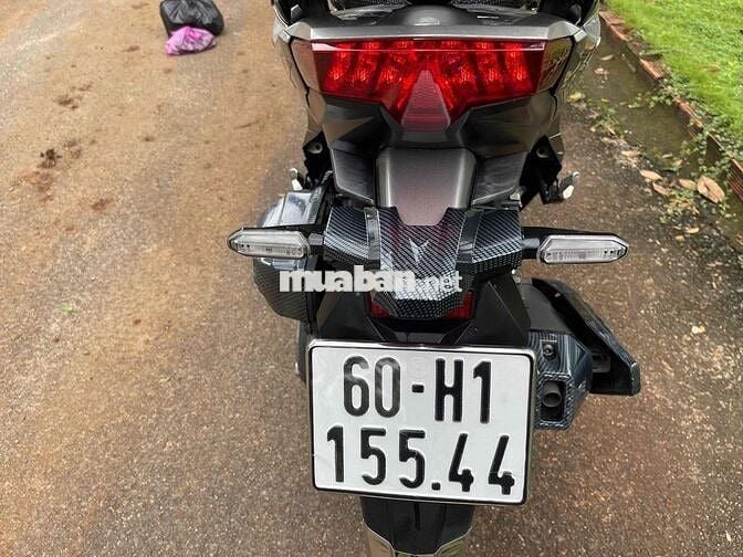 bán Vario 150cc. so vip. gop