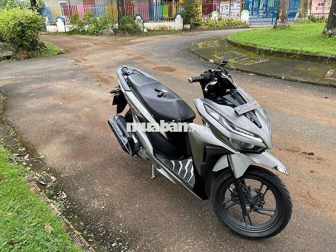 bán Vario 150cc. so vip. gop