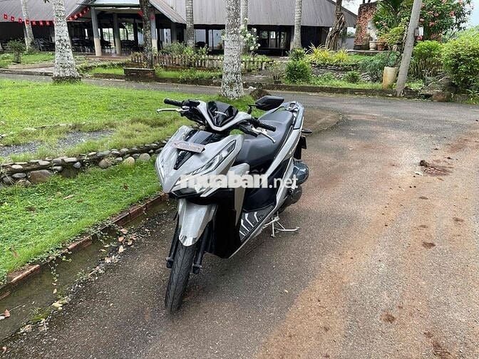 bán Vario 150cc. so vip. gop