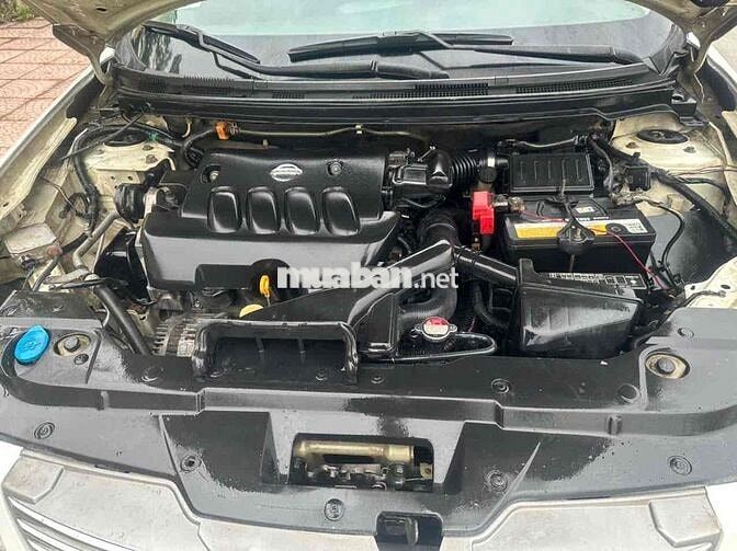 Nissan Bluebird 2009 - 185757 km