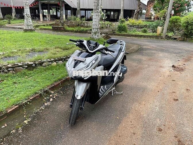 bán Vario 150cc. so vip. gop