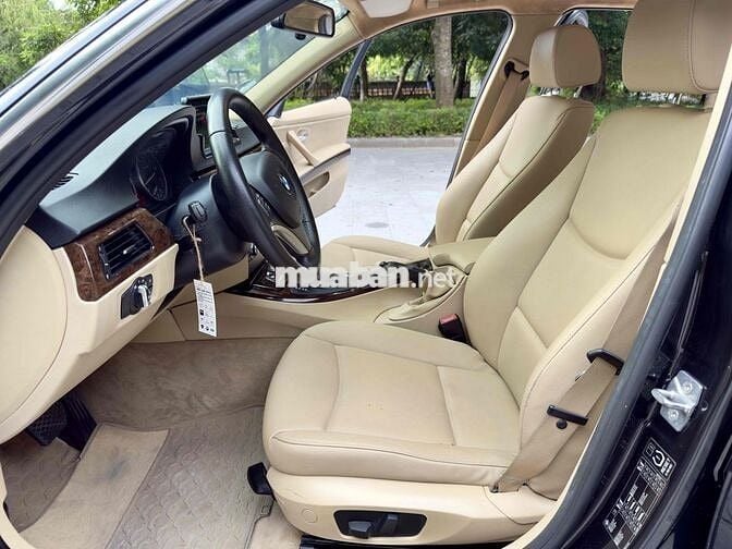 BMW 3 Series 325i 2010