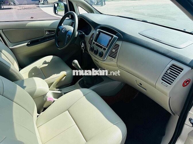 Toyota Innova 2014 2.0E MT