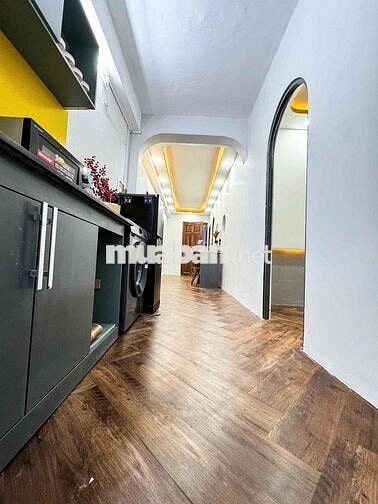 Căn hộ 2 Phòng ngủ sạch sẽ,sang trọng -bancol thoáng-cộng hoà,tân binh