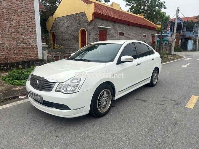Nissan Bluebird 2009 - 185757 km