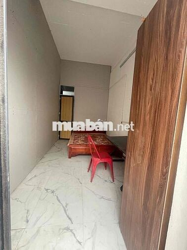 phòng trọ 18m2 đường Lê trọng Tấn giá 2,2 triệu