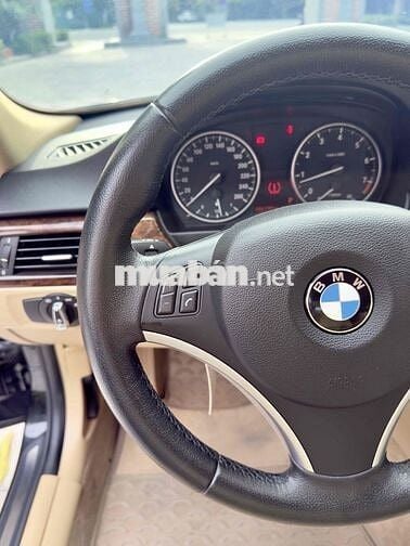BMW 3 Series 325i 2010