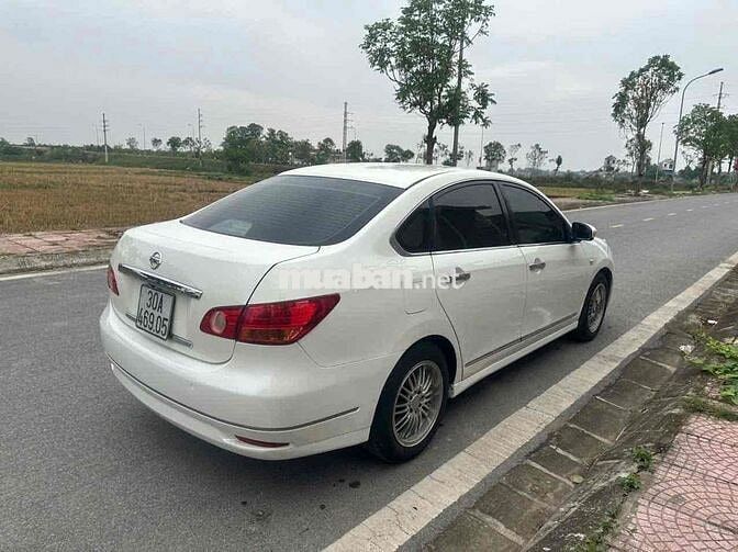 Nissan Bluebird 2009 - 185757 km