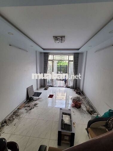 NHÀ MT NHÁNH ĐƯỜNG BÀN CỜ KHU VỰC AN NINH DÂN CƯ ĐÔNG ĐÚC GẦN TRƯỜNG H