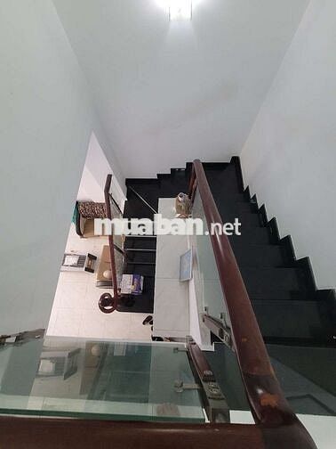 NHÀ MT NHÁNH ĐƯỜNG BÀN CỜ KHU VỰC AN NINH DÂN CƯ ĐÔNG ĐÚC GẦN TRƯỜNG H