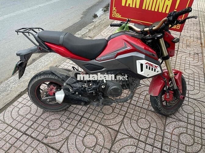 xe còn đẹp máy còn êm