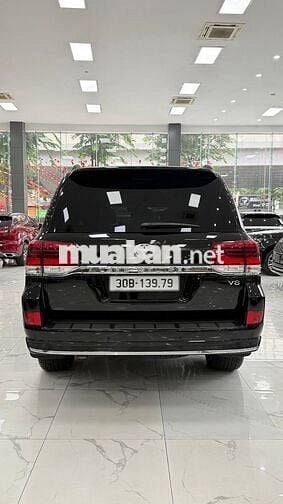 Toyota Land Cruiser 4.6V8, sản xuất 2020 cực đẹp.