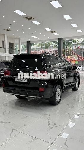 Toyota Land Cruiser 4.6V8, sản xuất 2020 cực đẹp.