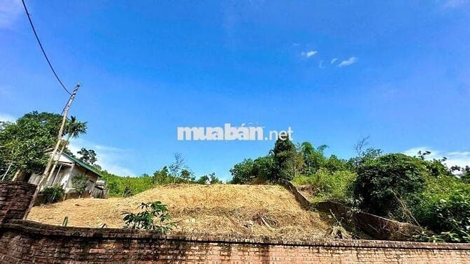 Bán 1237m2, thổ cư 200m, sổ HN tại xã Yên Xuân (Thạch Thất). Giá 5tr/m