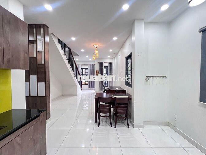 Cho thuê nhà nguyên căn 2 tầng KĐT Oasis, 2PN,gần ĐH Việt Đức, giá 6tr