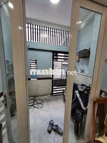 cho thuê nhà nguyên căn.FULL nội thất . Quang Trung p10 GV
